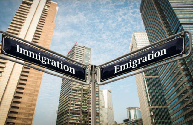 emigrate vs immigrate